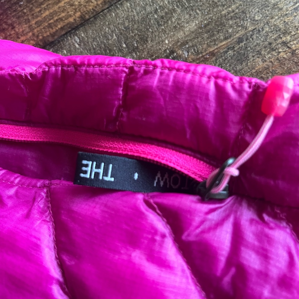 TNF Thermoball Women’s Pink XS - Picture 10 of 15